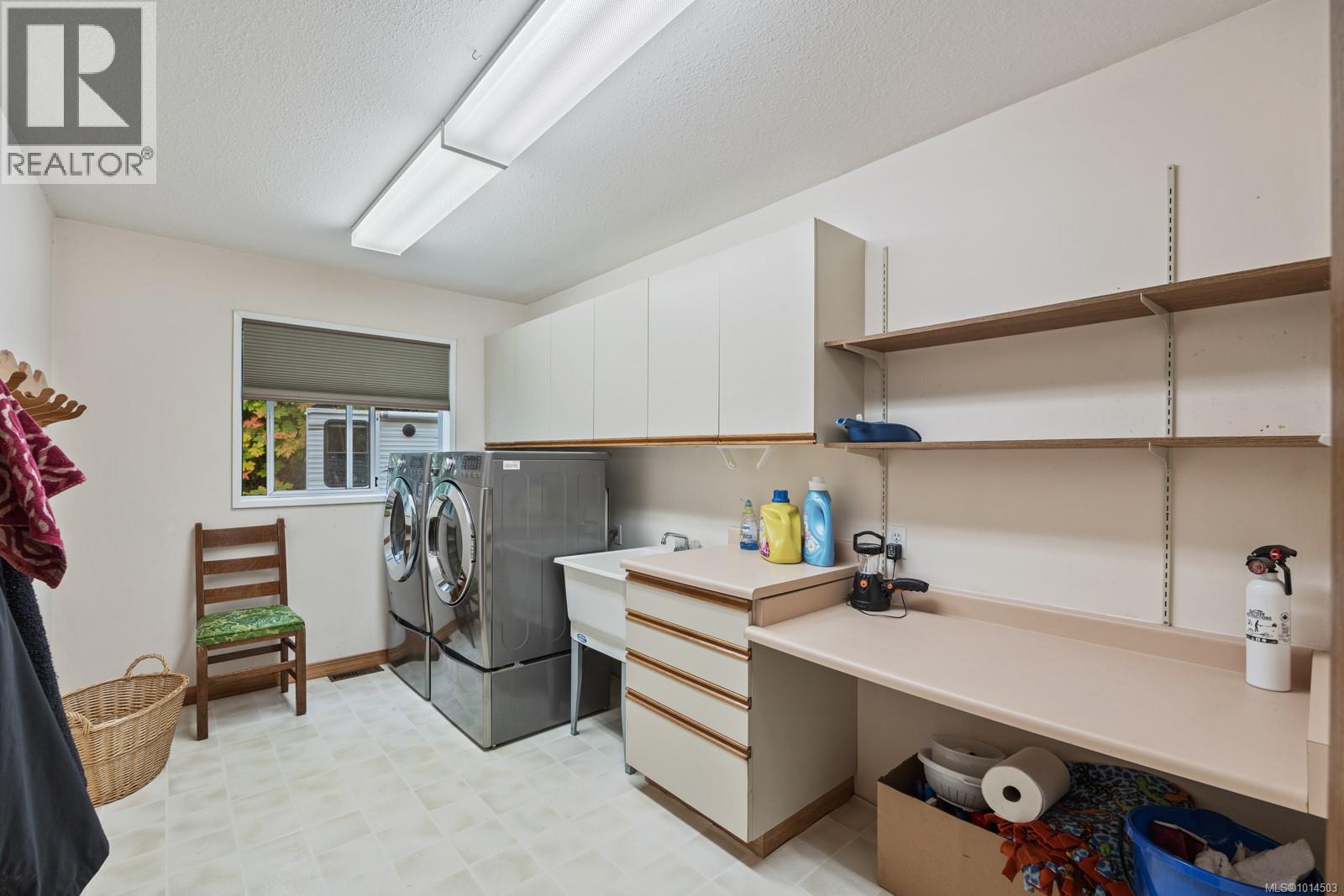 5910 Sea Terrace Rd, Courtenay, British Columbia  V9J 1W1 - Photo 28 - 1014503