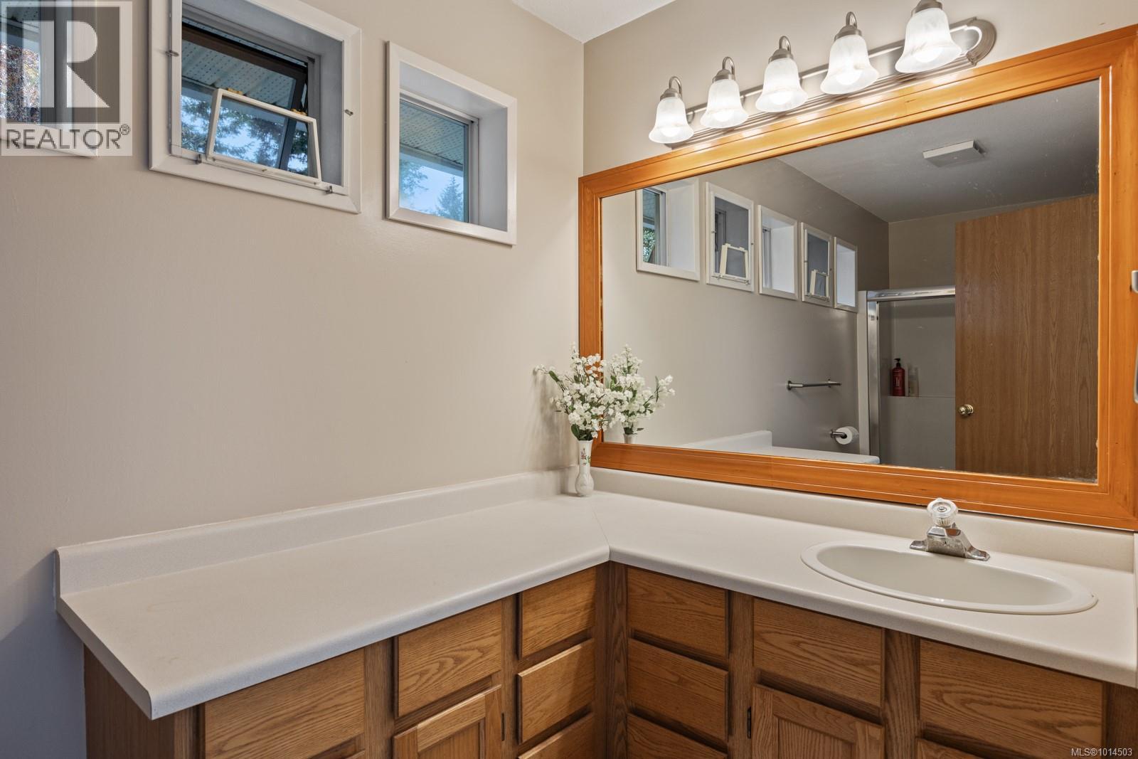 5910 Sea Terrace Rd, Courtenay, British Columbia  V9J 1W1 - Photo 41 - 1014503