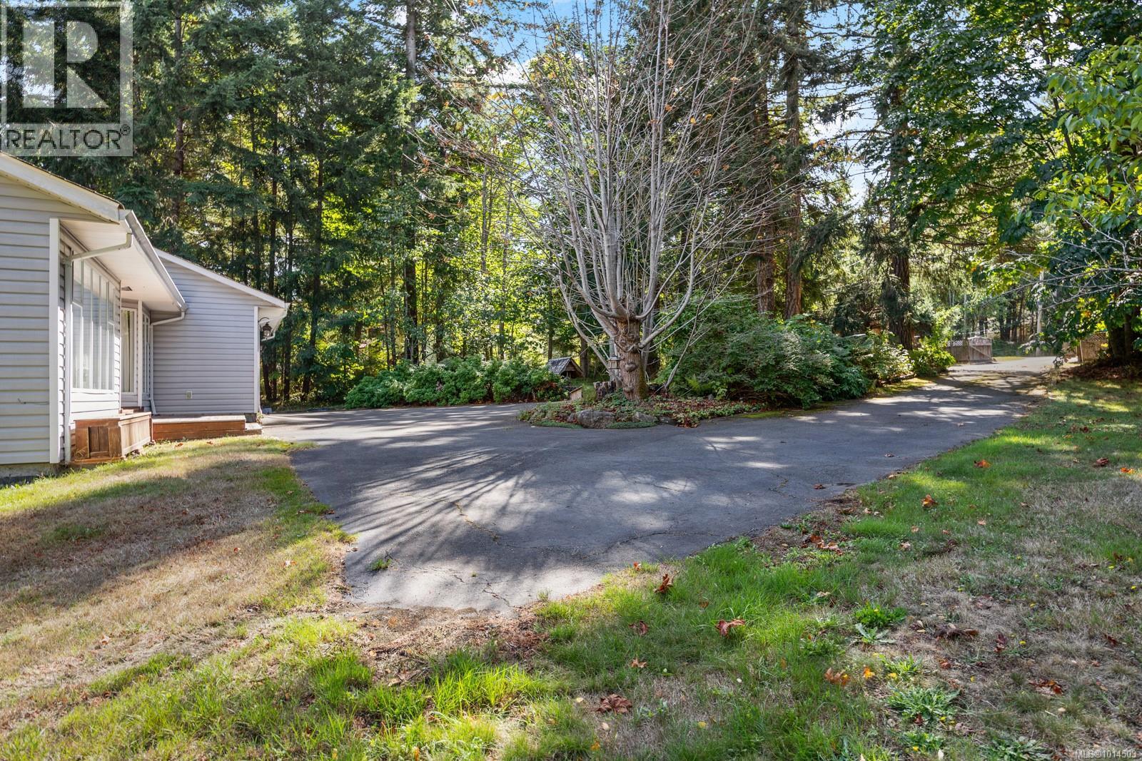 5910 Sea Terrace Rd, Courtenay, British Columbia  V9J 1W1 - Photo 8 - 1014503