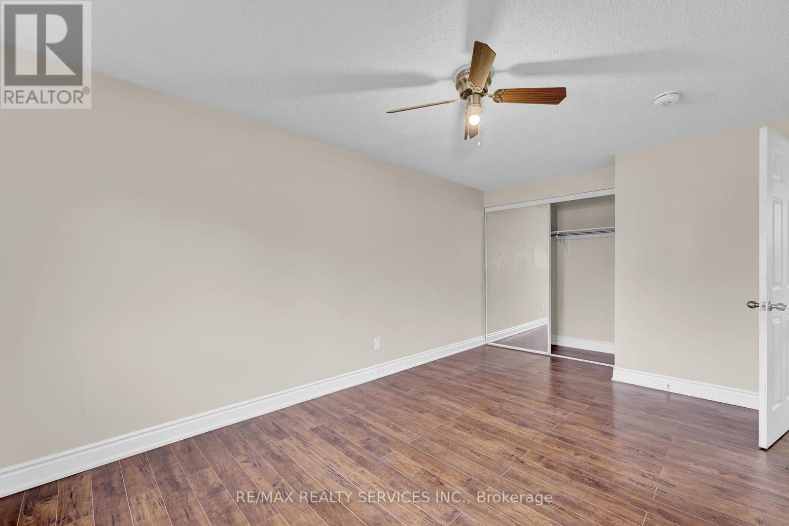 29 Hector Court, Brampton, Ontario  L6S 1P1 - Photo 14 - W12416505