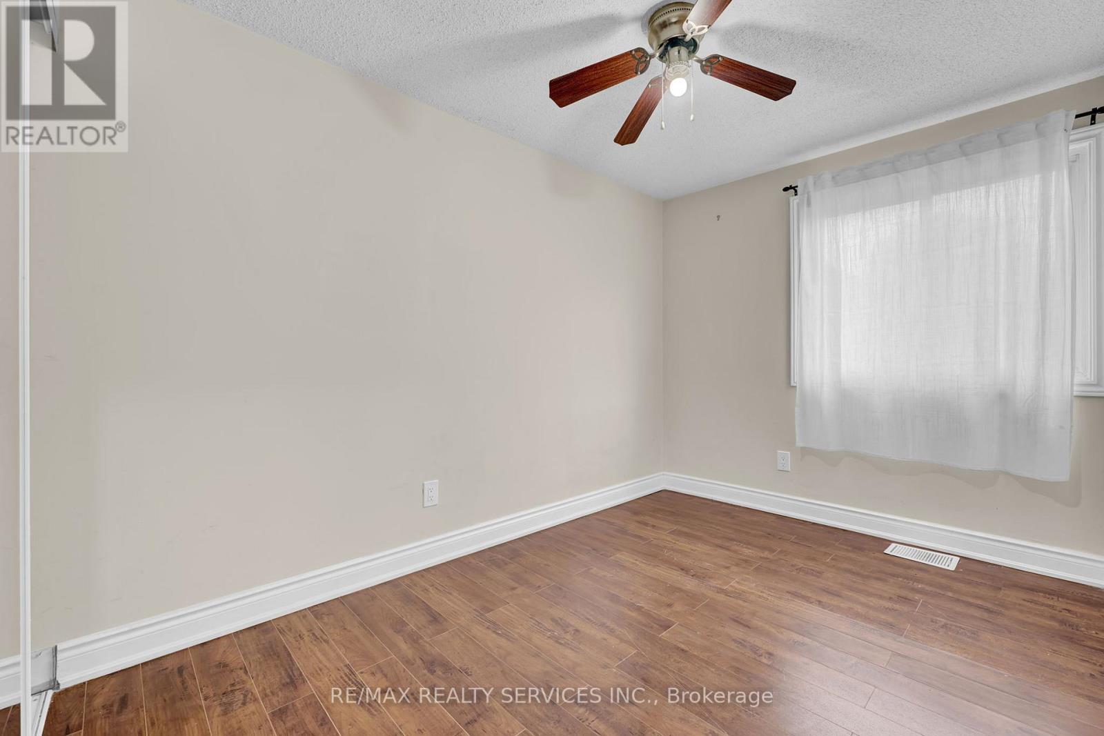 29 Hector Court, Brampton, Ontario  L6S 1P1 - Photo 16 - W12416505