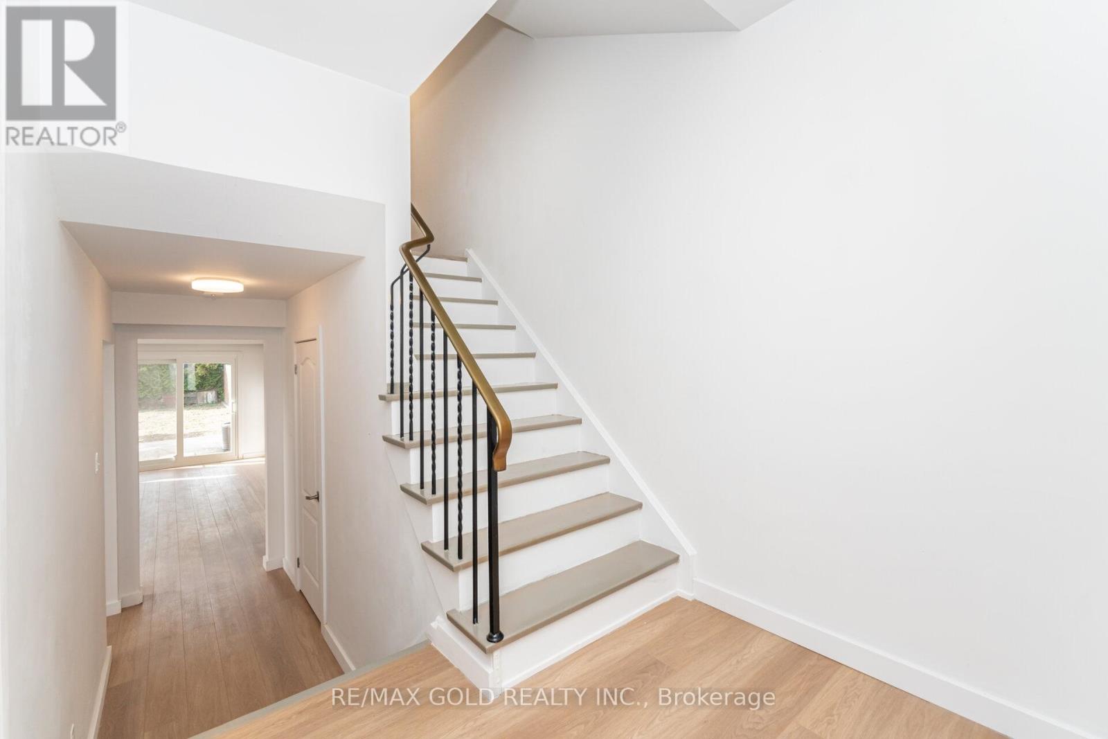 3309 Jolliffe Avenue, Mississauga, Ontario  L4T 1V6 - Photo 11 - W12416545