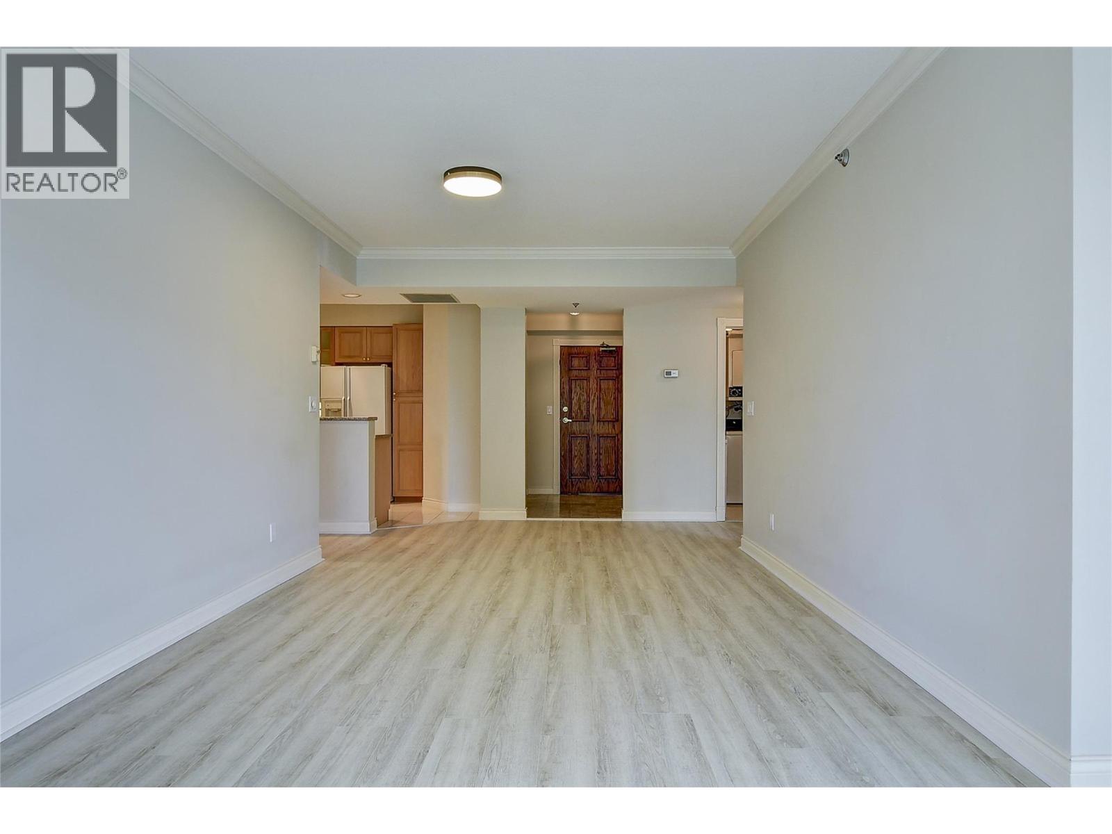 Photo 10 at 1152 Sunset Drive 606, Kelowna North, Kelowna Photo 10 at 1152 Sunset Drive 606, Kelowna North, Kelowna