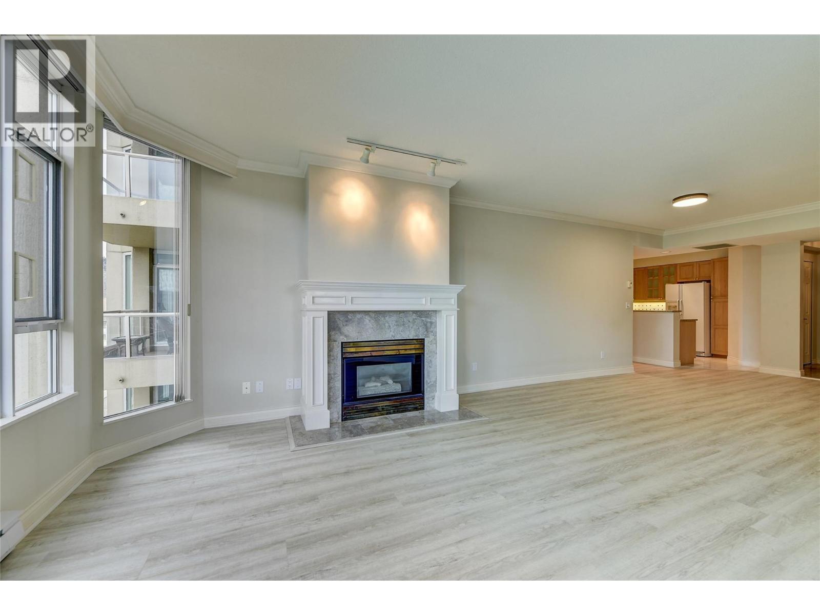 Photo 12 at 1152 Sunset Drive 606, Kelowna North, Kelowna Photo 12 at 1152 Sunset Drive 606, Kelowna North, Kelowna