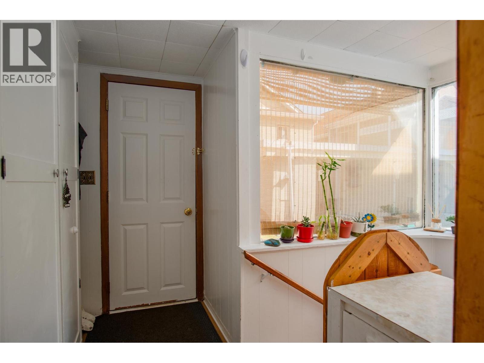 1338 Third Avenue, Trail, British Columbia  V1R 1P4 - Photo 37 - 10363500