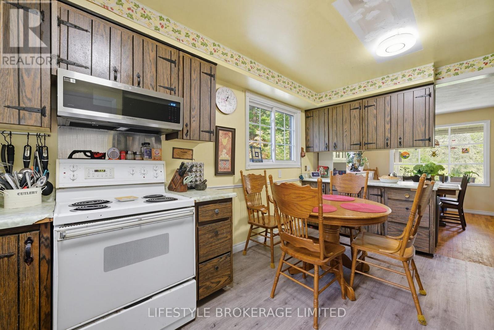 15760 Highway 12 Highway, Scugog, Ontario  L9L 1B2 - Photo 7 - E12416561