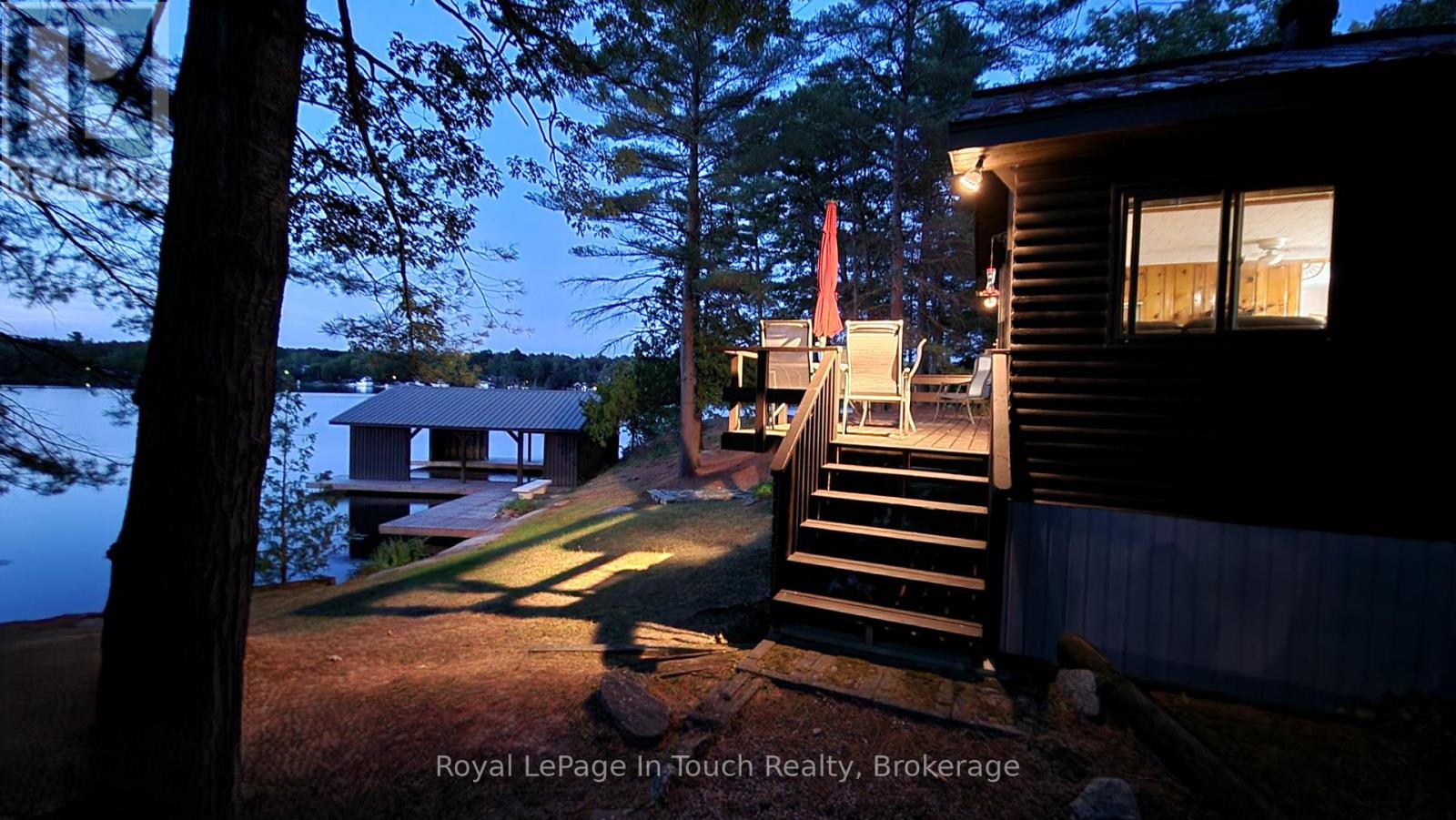 211 Pickerel Point Road, Georgian Bay, Ontario  L0K 1S0 - Photo 23 - X12416558
