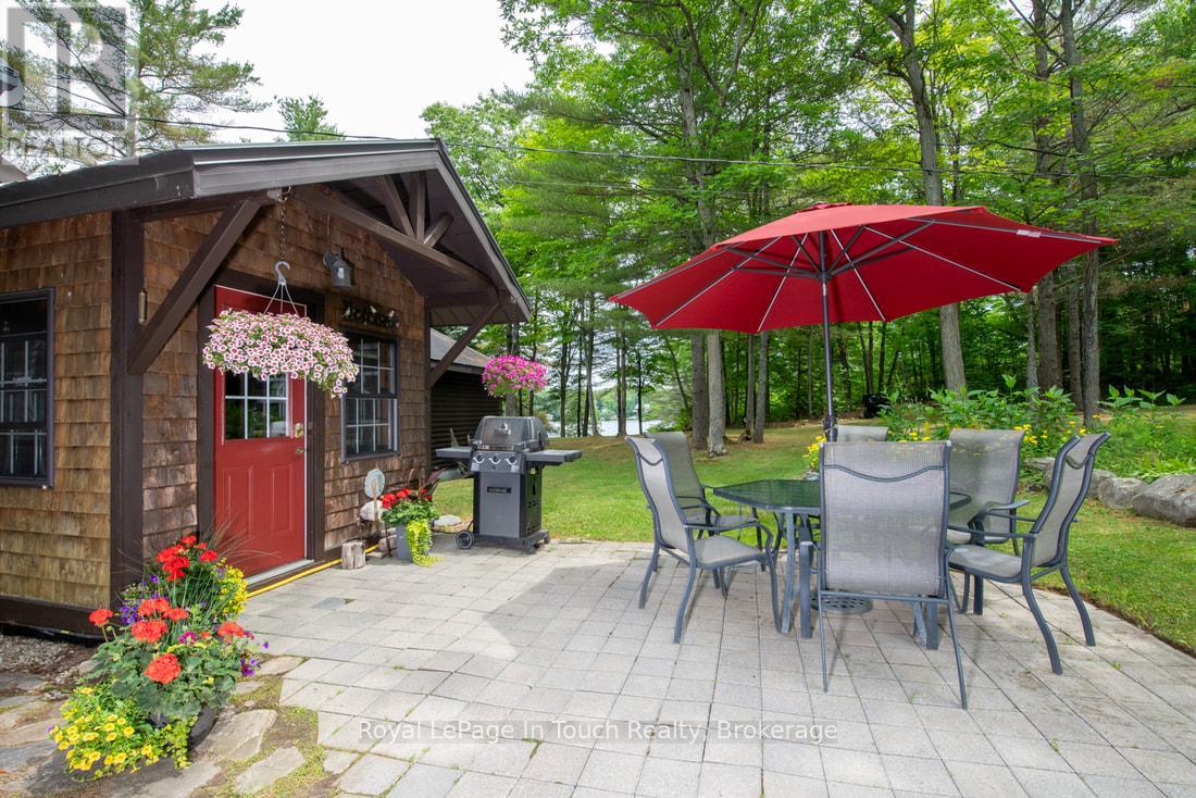 211 Pickerel Point Road, Georgian Bay, Ontario  L0K 1S0 - Photo 44 - X12416558
