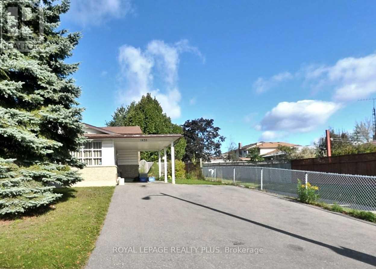 1458 QUEEN'S BOULEVARD, Kitchener, Ontario