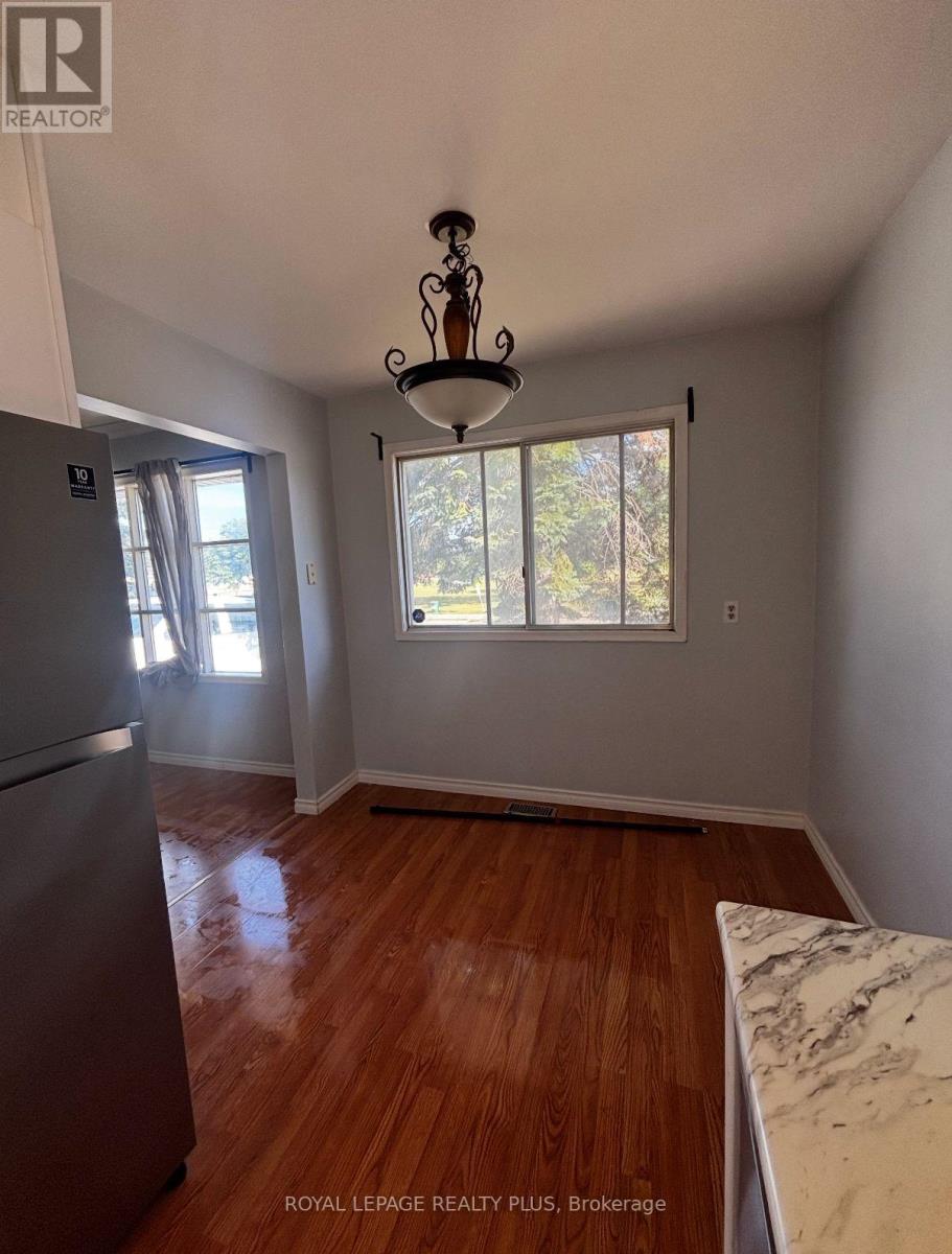1458 Queen's Boulevard, Kitchener, Ontario  N2M 1E2 - Photo 6 - X12416511