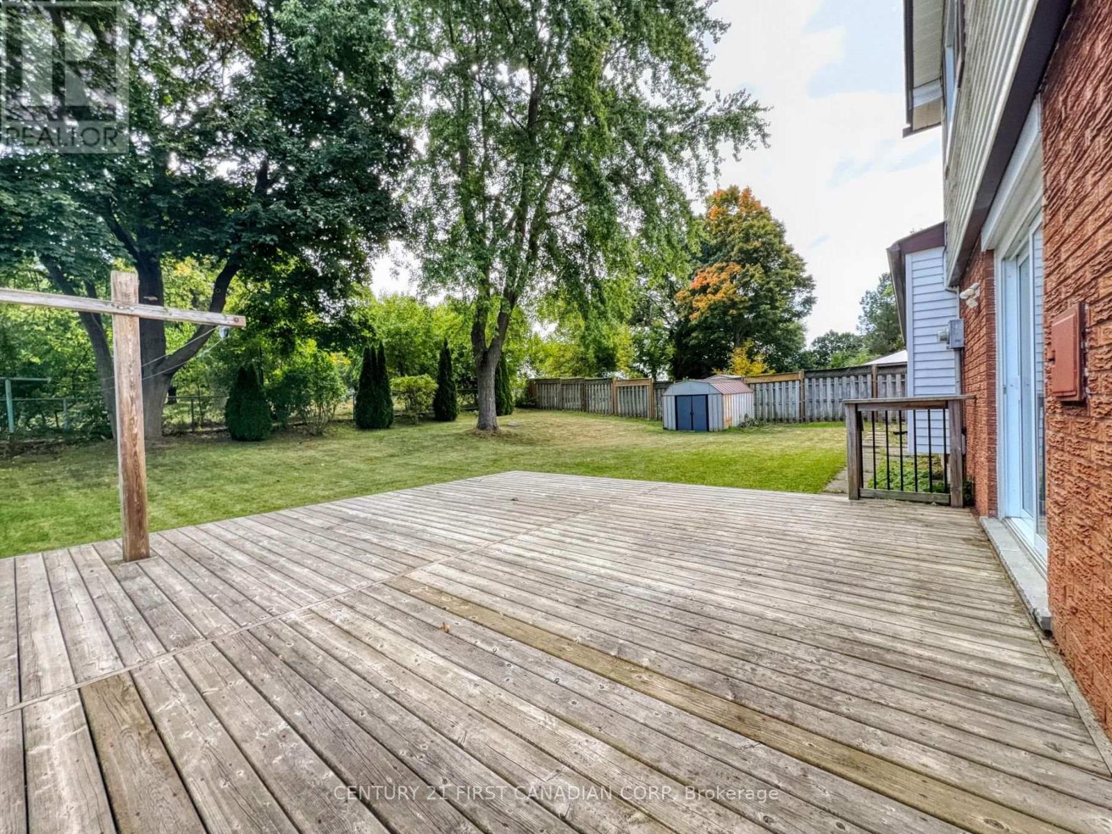 628 Viscount Road, London South, Ontario  N6J 2Y2 - Photo 34 - X12416523