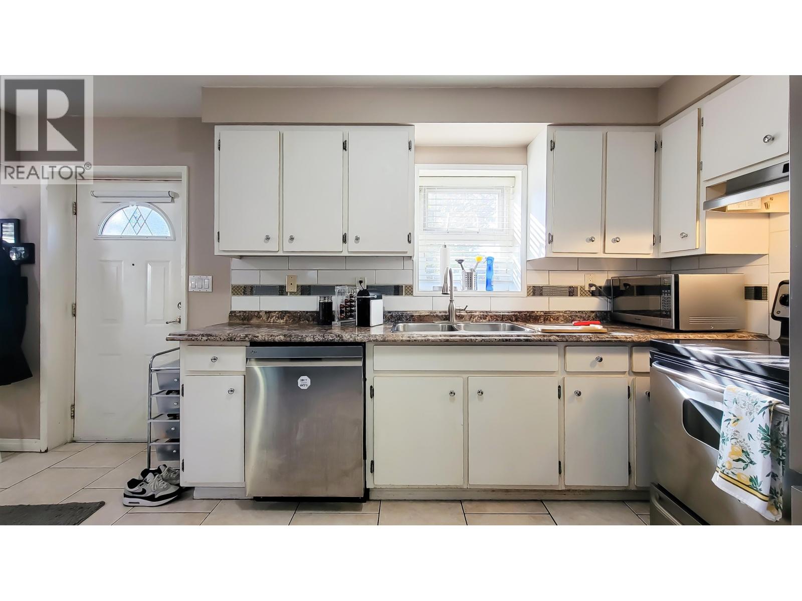 3304 Venables Street, Vancouver, British Columbia  V5K 2S8 - Photo 25 - R3050256
