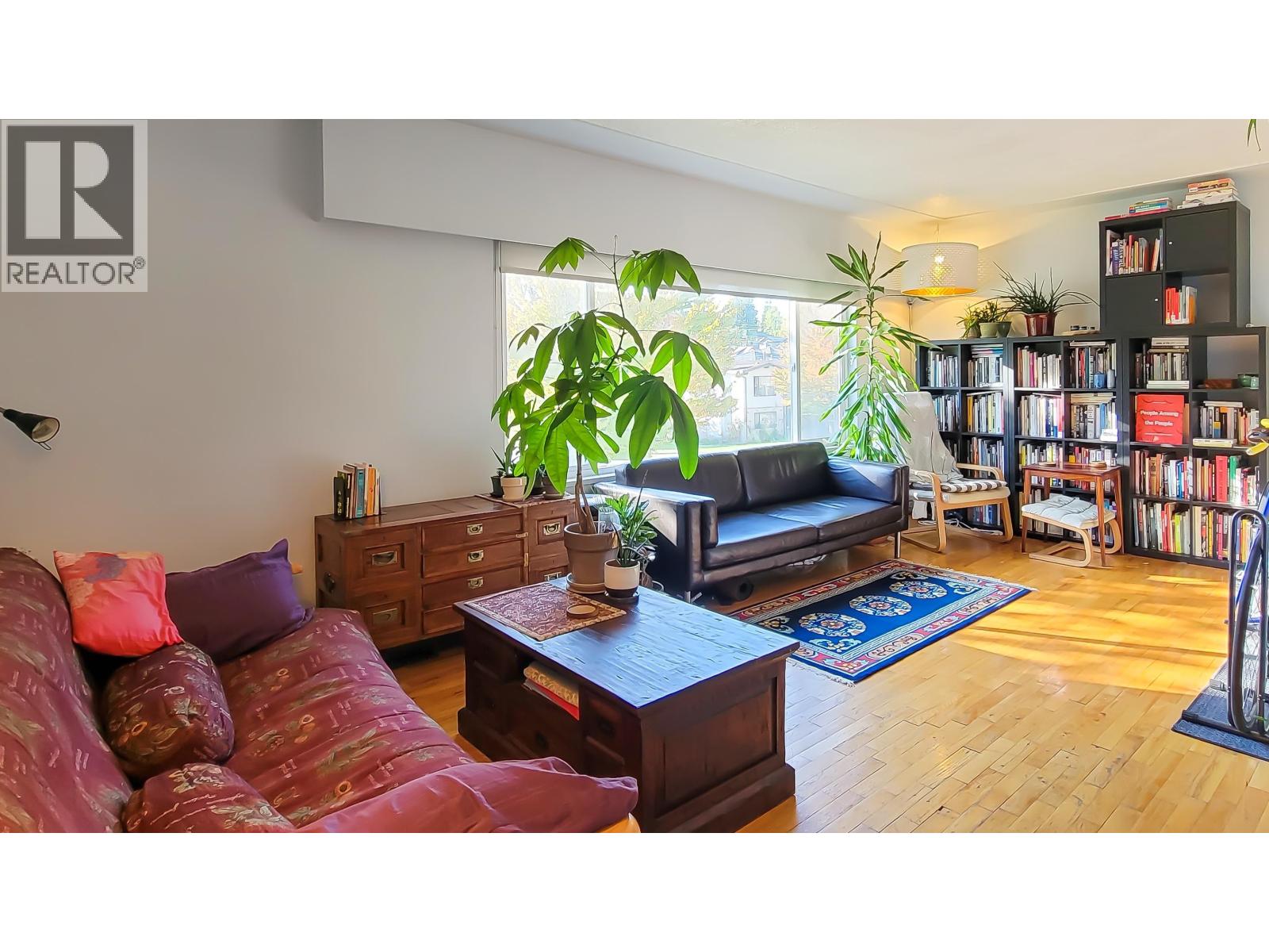 3304 Venables Street, Vancouver, British Columbia  V5K 2S8 - Photo 3 - R3050256