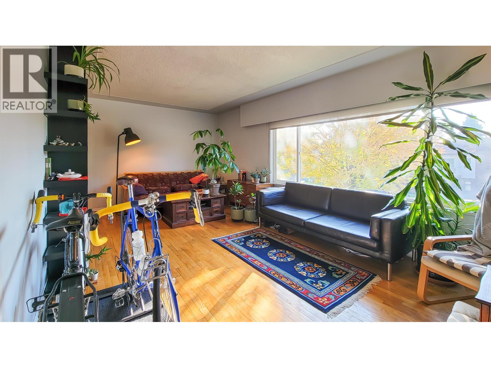 3304 Venables Street, Vancouver, British Columbia  V5K 2S8 - Photo 4 - R3050256