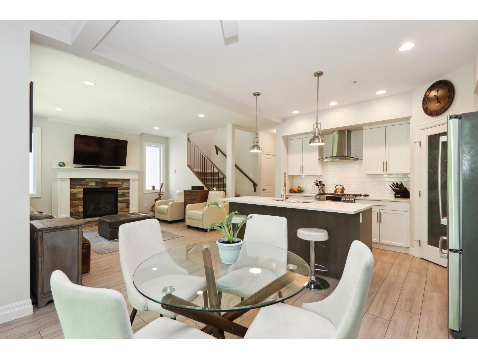 B 46981 Russell Road, Promontory, Chilliwack, British Columbia  V2R 4V7 - Photo 10 - R3049851