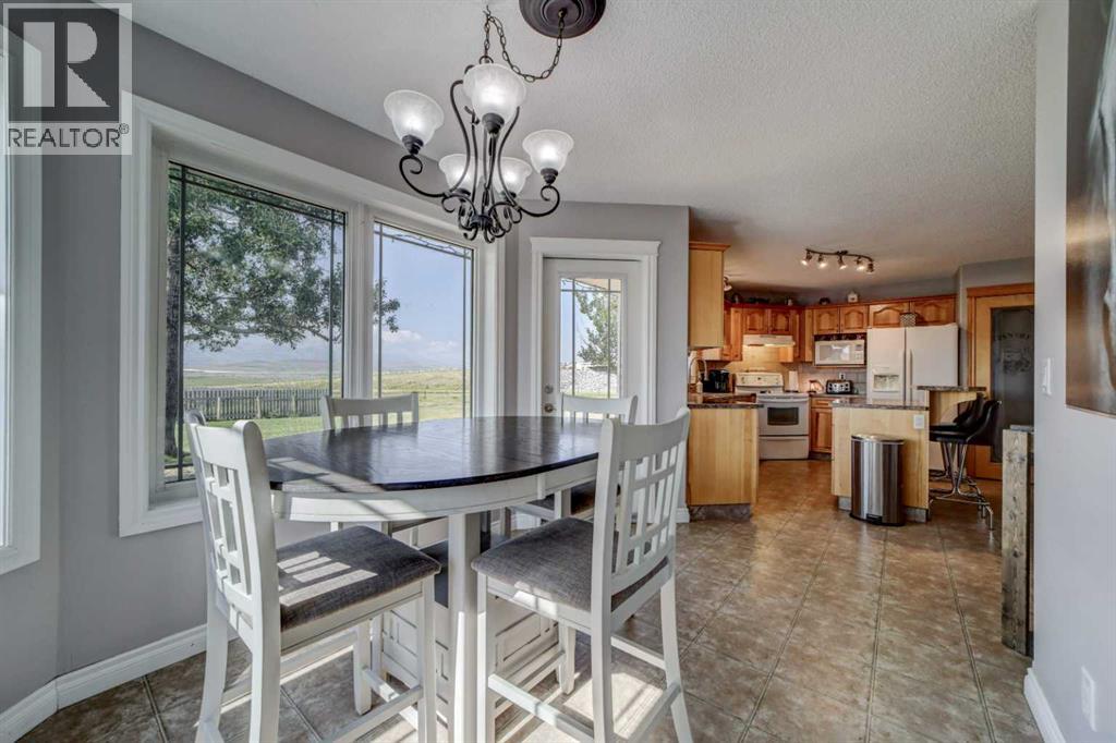 1510 Twp Rd 7-4, Rural Pincher Creek No. 9, Alberta  T0K 1H0 - Photo 12 - A2258042