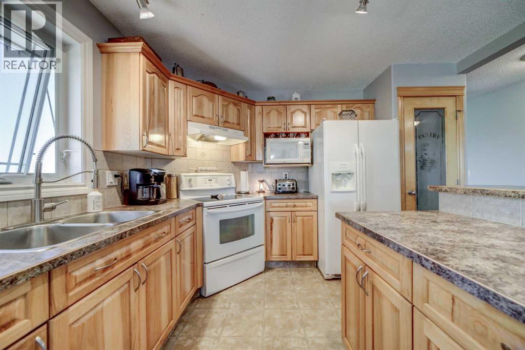 1510 Twp Rd 7-4, Rural Pincher Creek No. 9, Alberta  T0K 1H0 - Photo 13 - A2258042