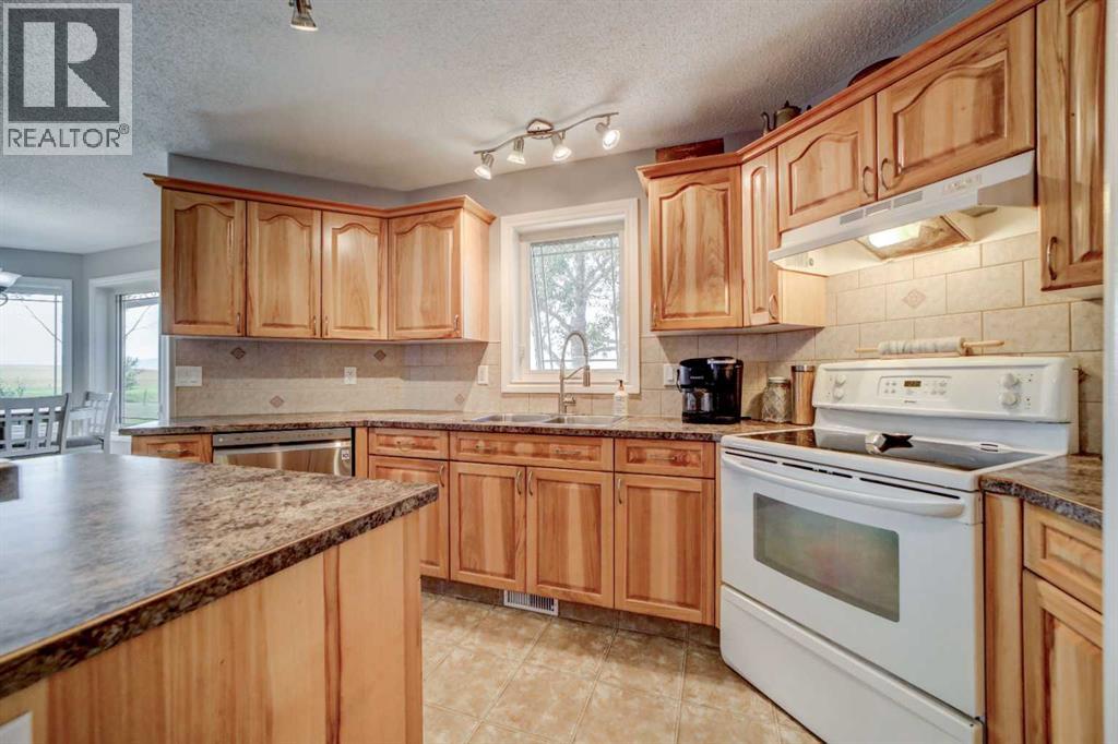 1510 Twp Rd 7-4, Rural Pincher Creek No. 9, Alberta  T0K 1H0 - Photo 14 - A2258042