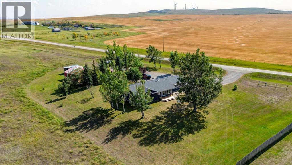 1510 Twp Rd 7-4, Rural Pincher Creek No. 9, Alberta  T0K 1H0 - Photo 2 - A2258042