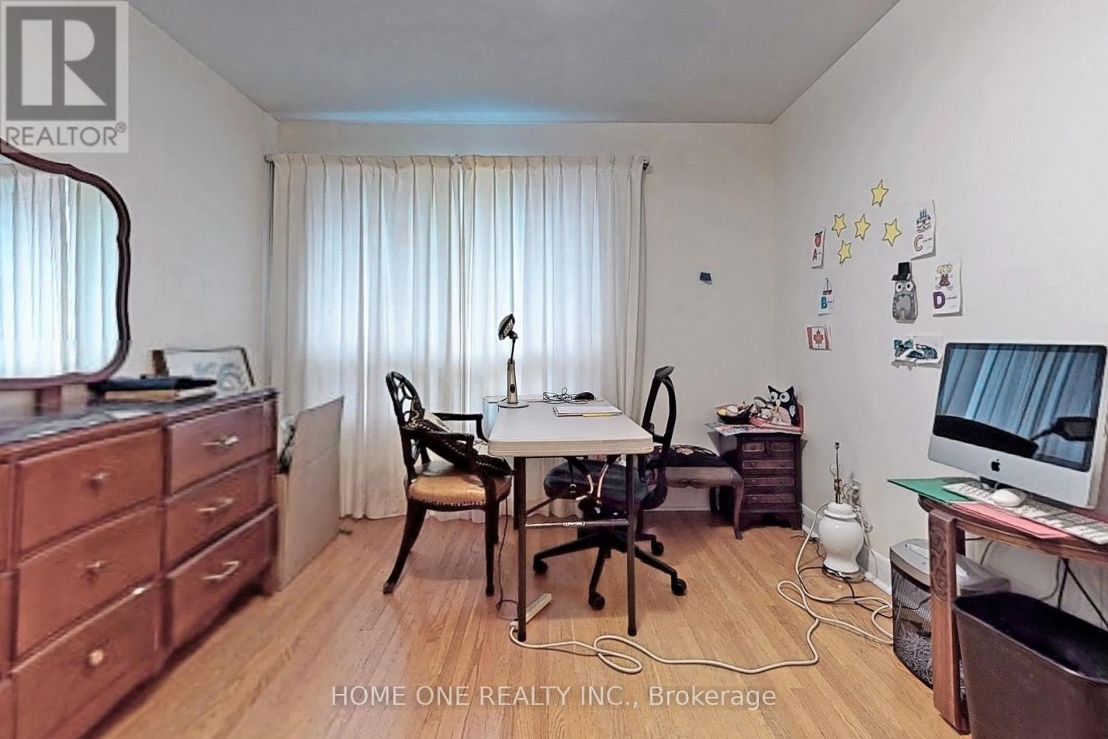 26 Harrison Road, Toronto, Ontario  M2L 1V4 - Photo 19 - C12416550