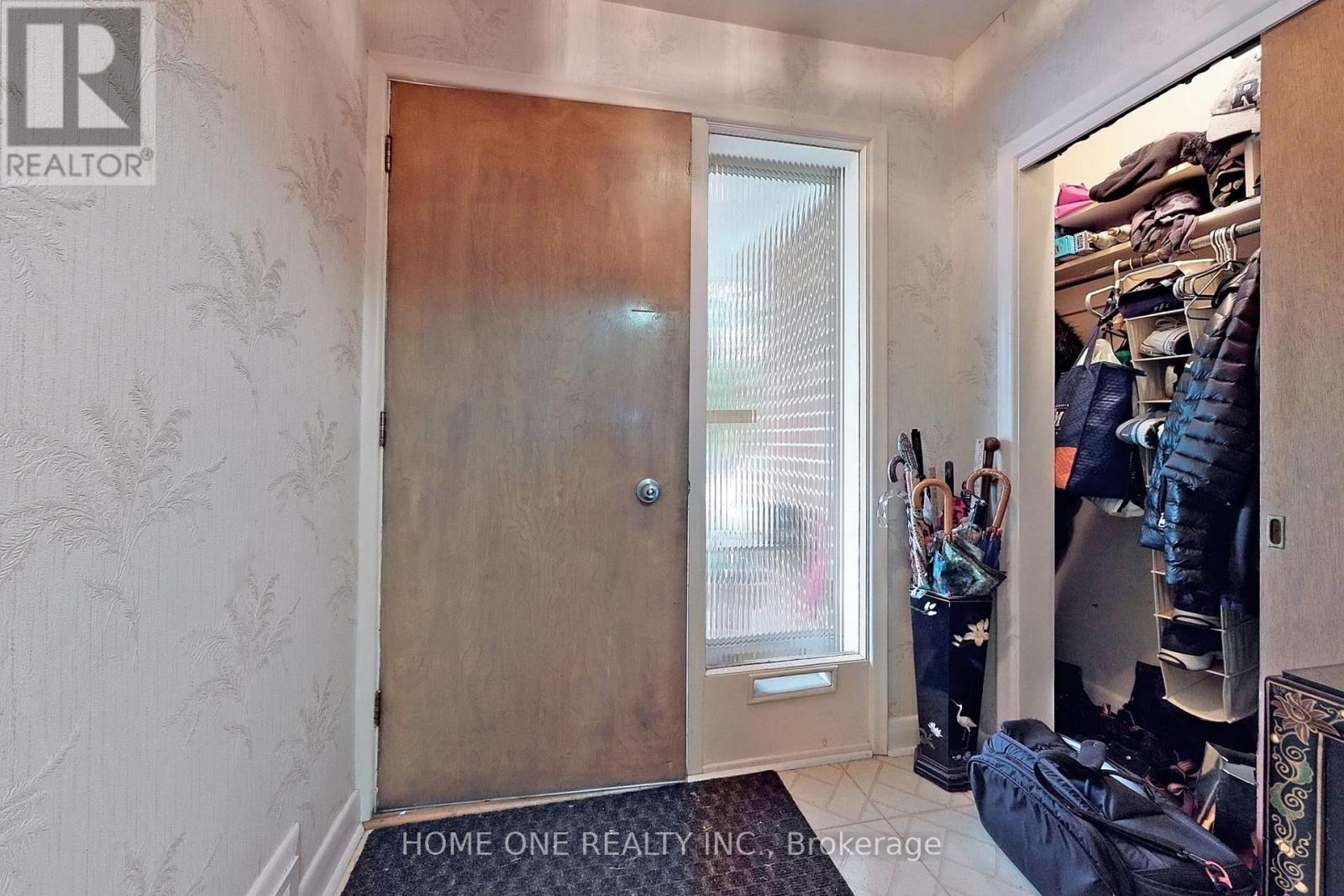 26 Harrison Road, Toronto, Ontario  M2L 1V4 - Photo 20 - C12416550
