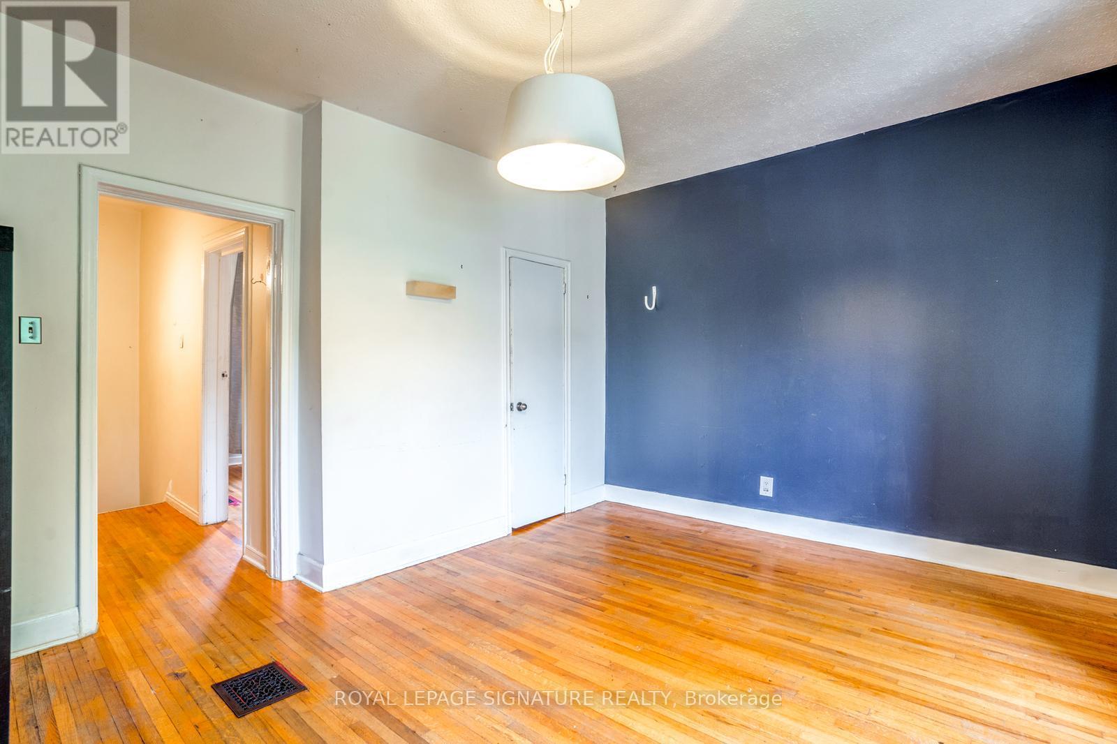 66 Euclid Avenue, Toronto, Ontario  M6J 2J9 - Photo 15 - C12416565