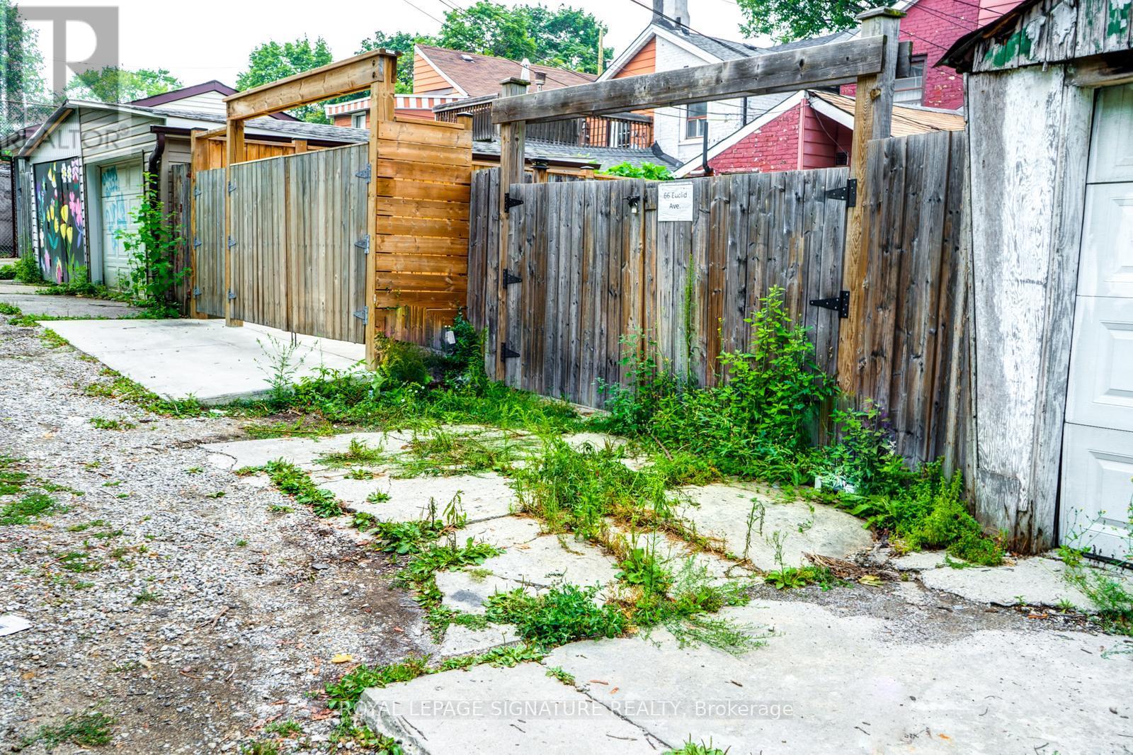 66 Euclid Avenue, Toronto, Ontario  M6J 2J9 - Photo 31 - C12416565