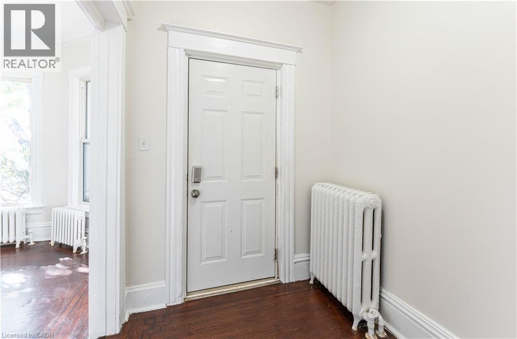 87 Gage Avenue S, Hamilton, Ontario  L8M 3C8 - Photo 2 - 40770407