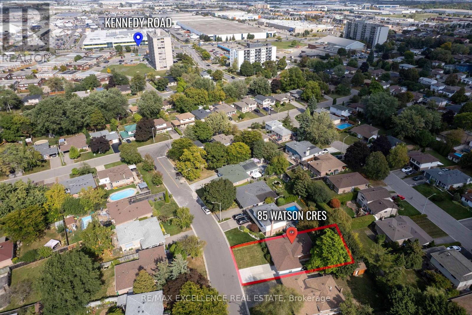 85 Watson Crescent, Brampton (Brampton East), Ontario  L6W 1E5 - Photo 3 - W12416535