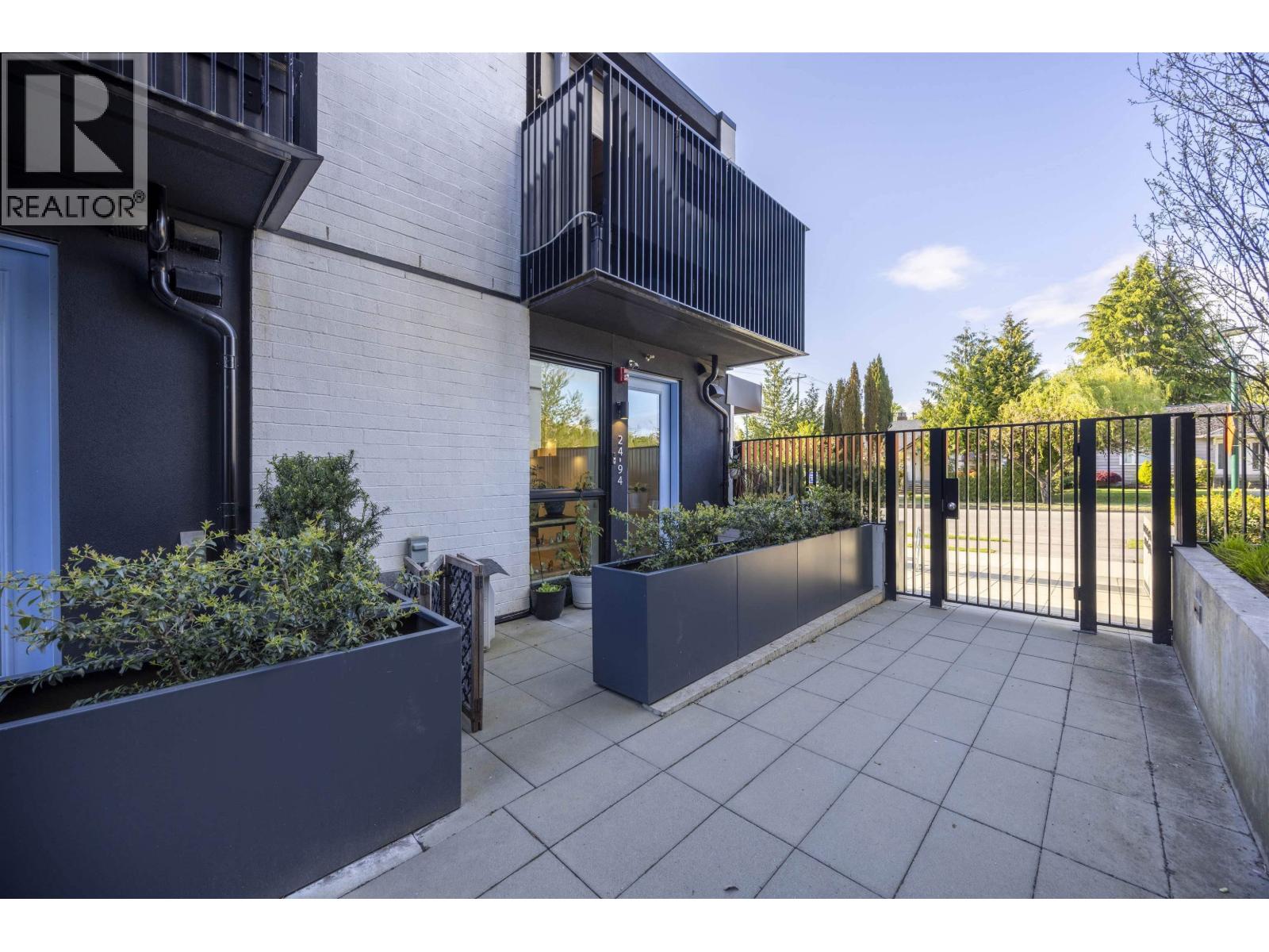 24 94 W KING EDWARD AVENUE, Vancouver, British Columbia