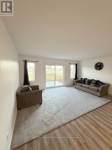 8 West Mill Street, North Dumfries, Ontario  N0B 1E0 - Photo 3 - X12416500