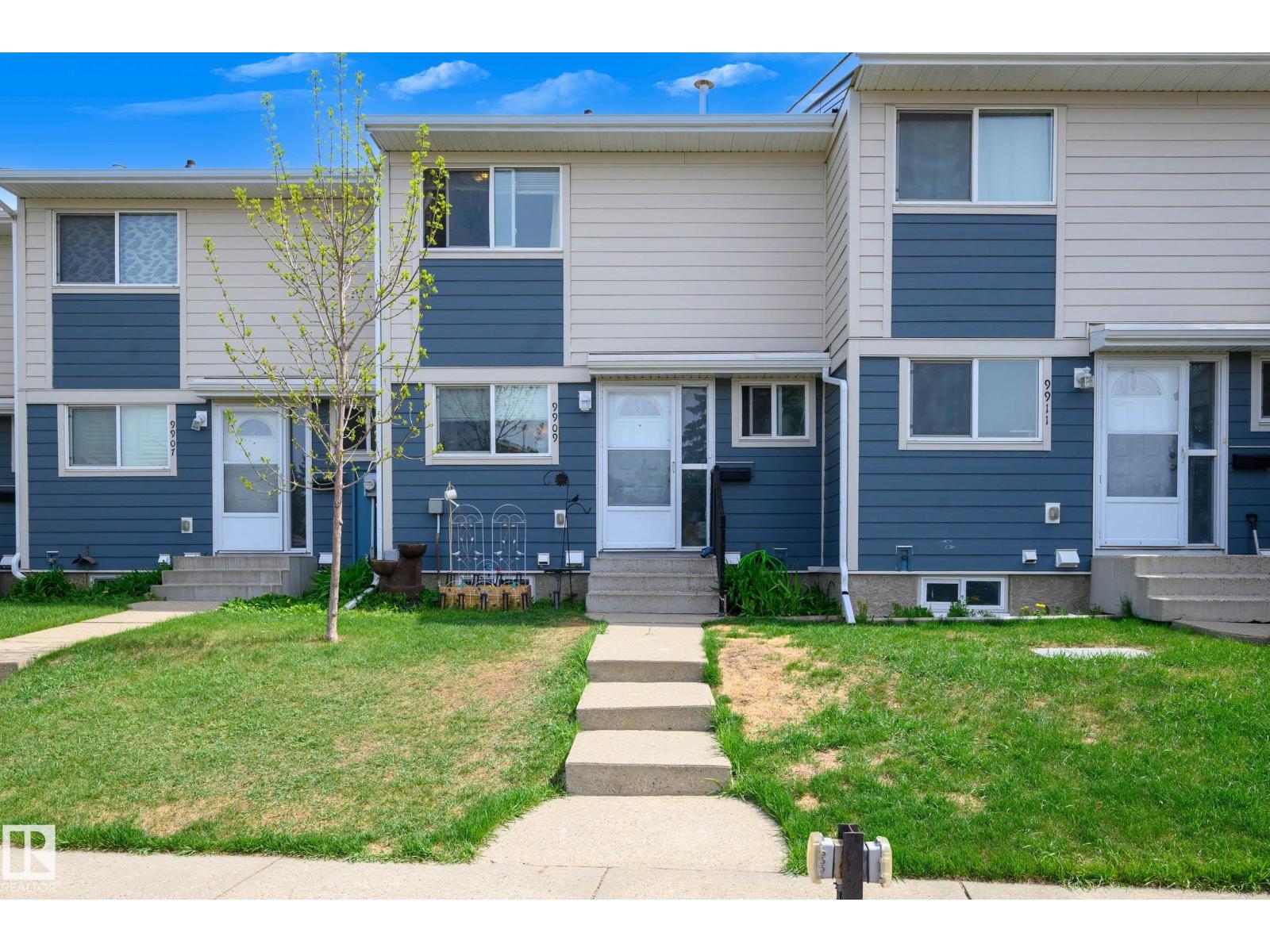 9909 171 AV NW, Edmonton, Alberta