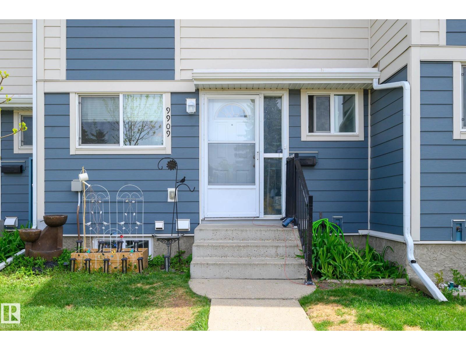 9909 171 Av Nw, Edmonton, Alberta  T5X 4X2 - Photo 3 - E4458703