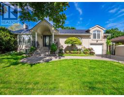 11 KNOLLSIDE DRIVE, Richmond Hill, Ontario