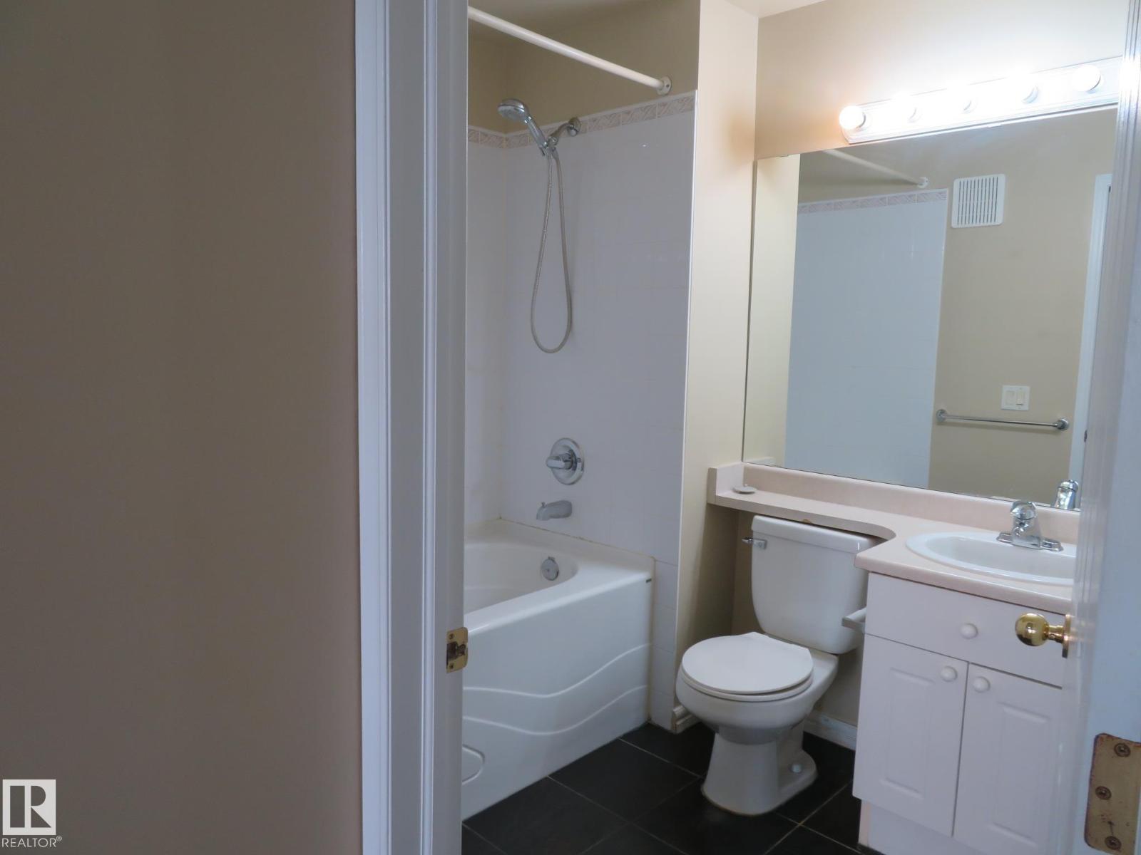 #405 10221 111 St Nw, Edmonton, Alberta  T5K 2W5 - Photo 15 - E4458705