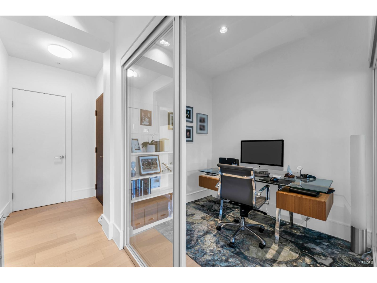 203 1500 Martin Street, White Rock, British Columbia  V4B 0C2 - Photo 6 - R3047645
