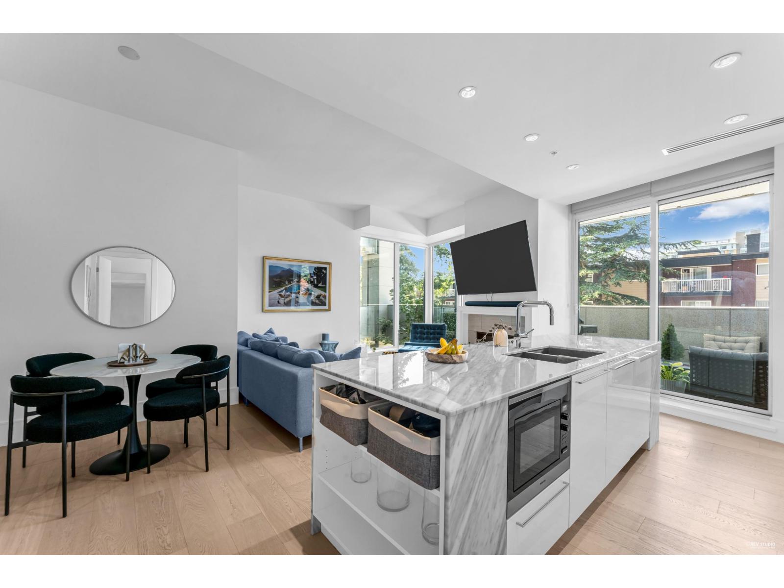 203 1500 Martin Street, White Rock, British Columbia  V4B 0C2 - Photo 7 - R3047645
