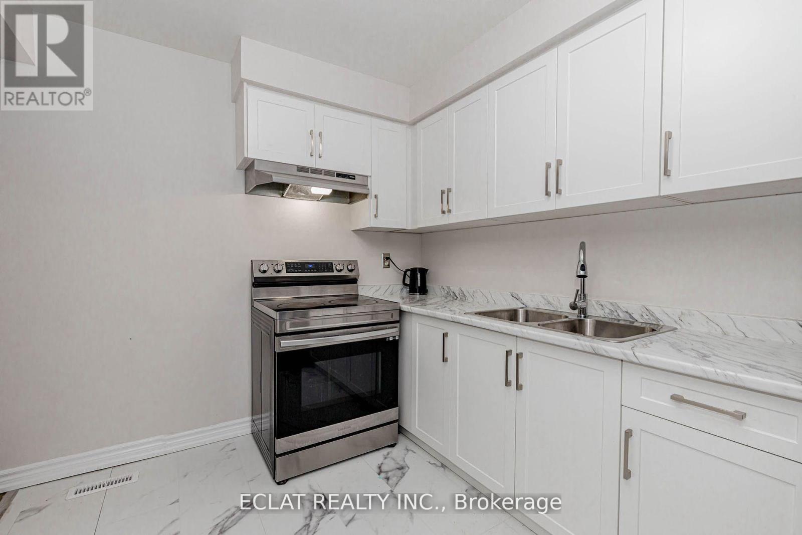 91 - 91 Baronwood Court, Brampton, Ontario  L6V 3H7 - Photo 16 - W12416555