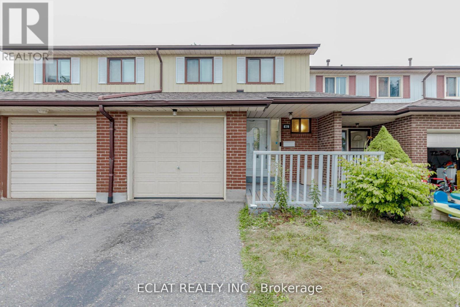 91 - 91 Baronwood Court, Brampton, Ontario  L6V 3H7 - Photo 2 - W12416555