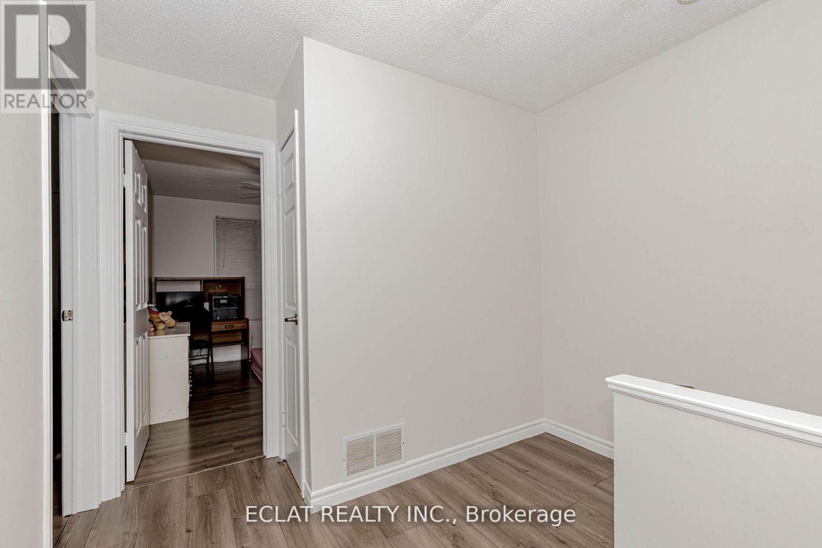 91 - 91 Baronwood Court, Brampton, Ontario  L6V 3H7 - Photo 23 - W12416555