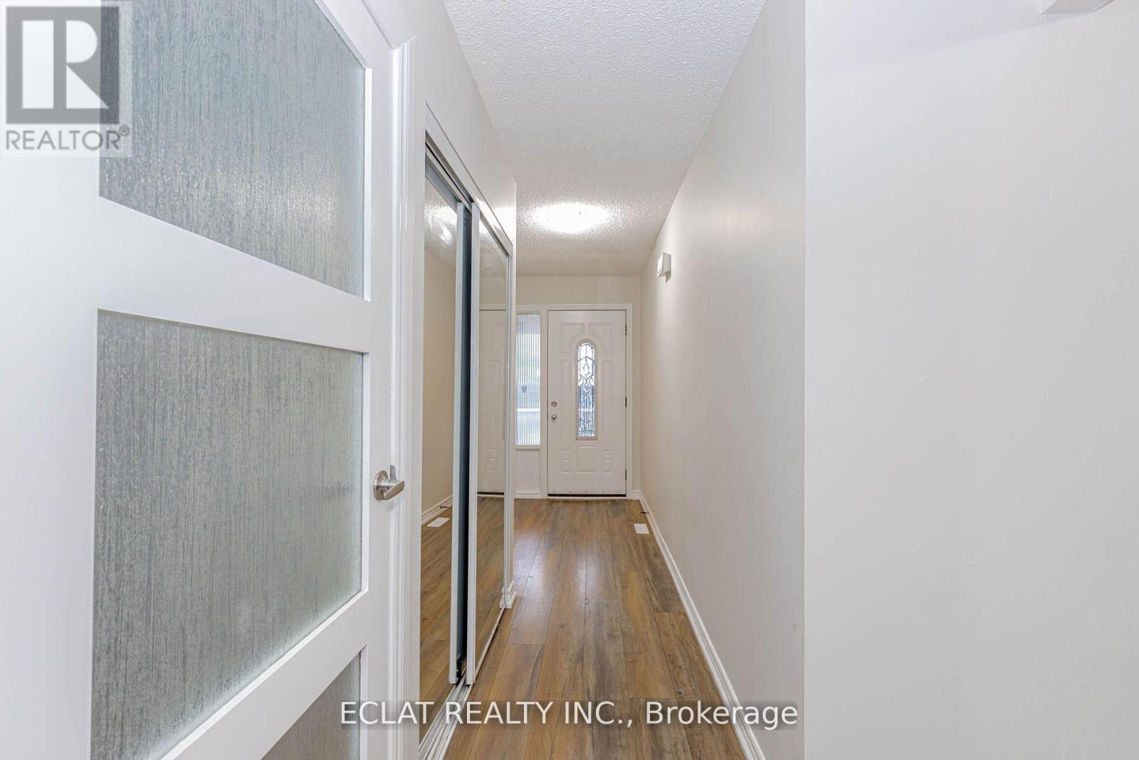 91 - 91 Baronwood Court, Brampton, Ontario  L6V 3H7 - Photo 9 - W12416555