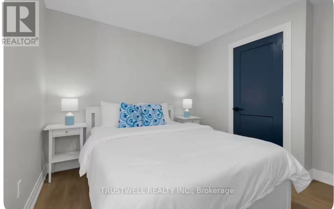 4440 Huron Street, Niagara Falls, Ontario  L2E 2G9 - Photo 21 - X12416567