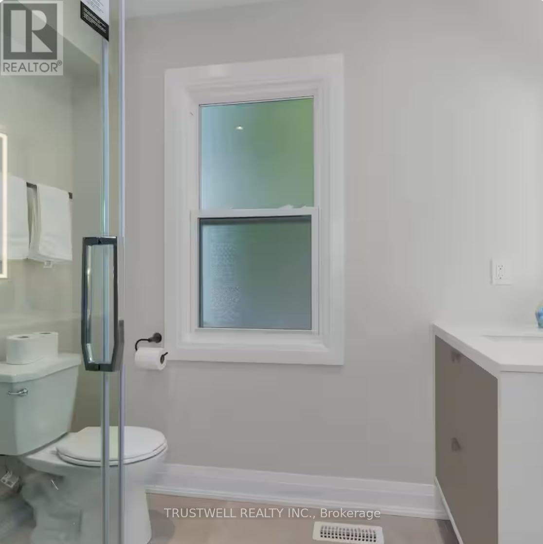 4440 Huron Street, Niagara Falls, Ontario  L2E 2G9 - Photo 25 - X12416567
