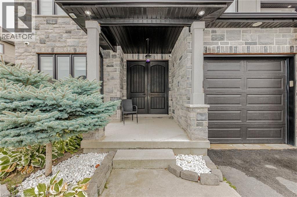 263 Wedgewood Drive, Woodstock, Ontario  N4T 0J1 - Photo 3 - 40771850