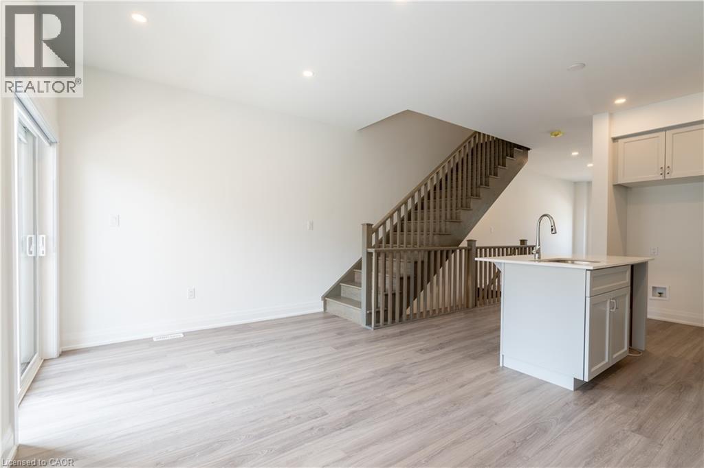 15 Raspberry Lane, Glanbrook, Ontario  L0R 1W0 - Photo 23 - 40771714
