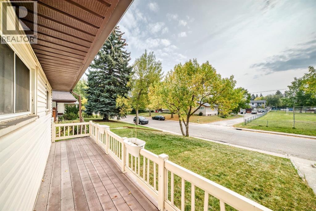 4139 Bowlen Street Nw, Calgary, Alberta  T2L 1P8 - Photo 27 - A2258402