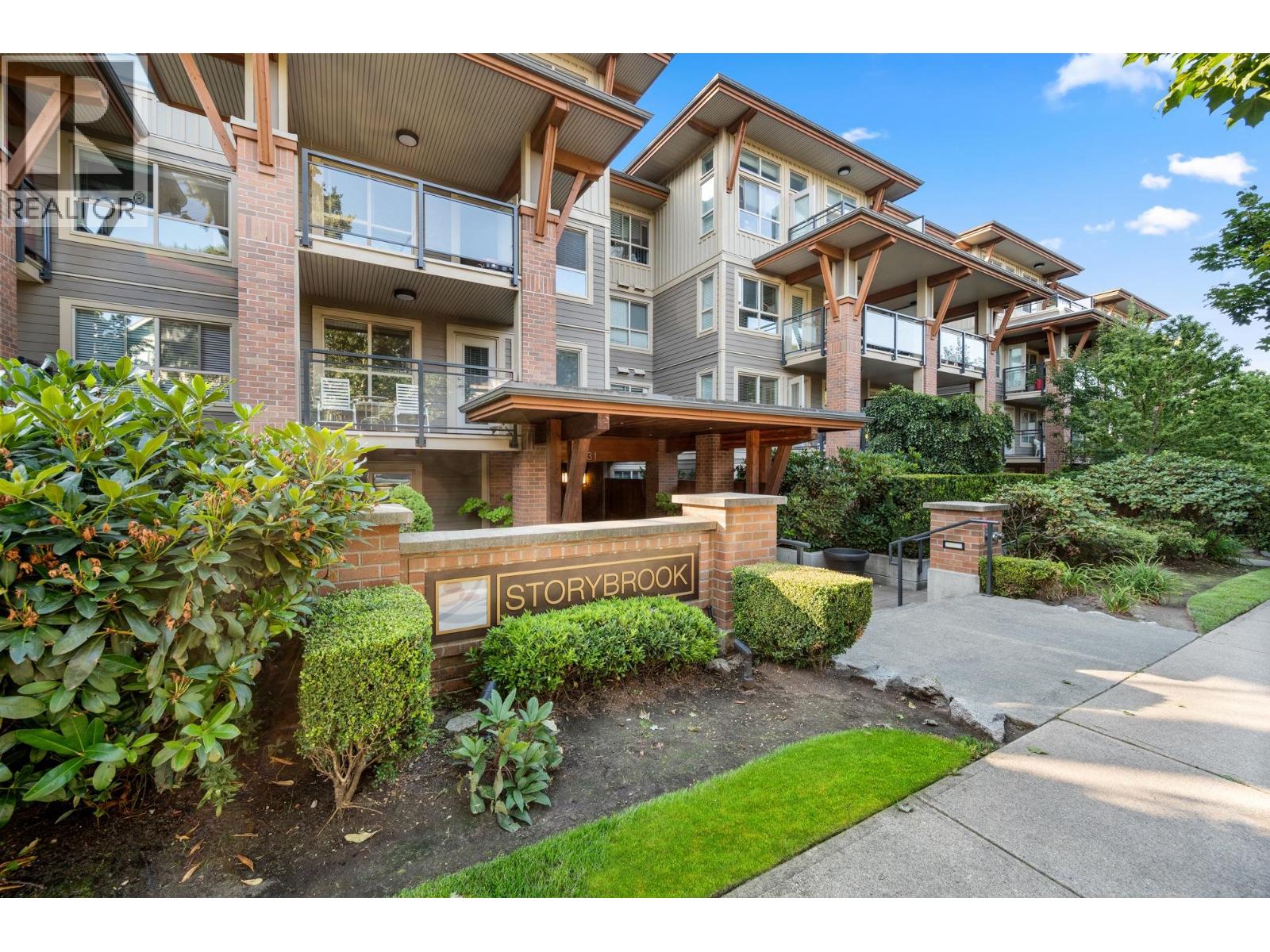 301 7131 Stride Avenue, Burnaby, British Columbia  V3N 0E3 - Photo 2 - R3048881