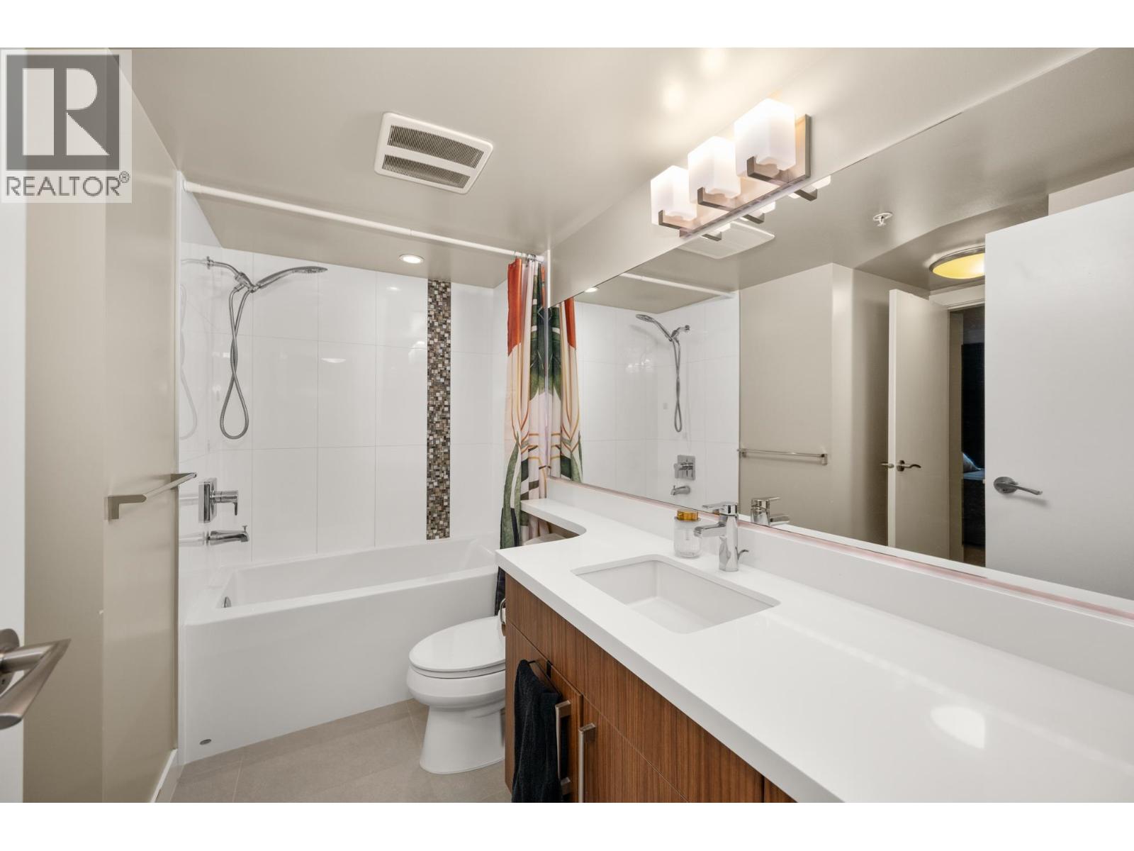 301 7131 Stride Avenue, Burnaby, British Columbia  V3N 0E3 - Photo 21 - R3048881
