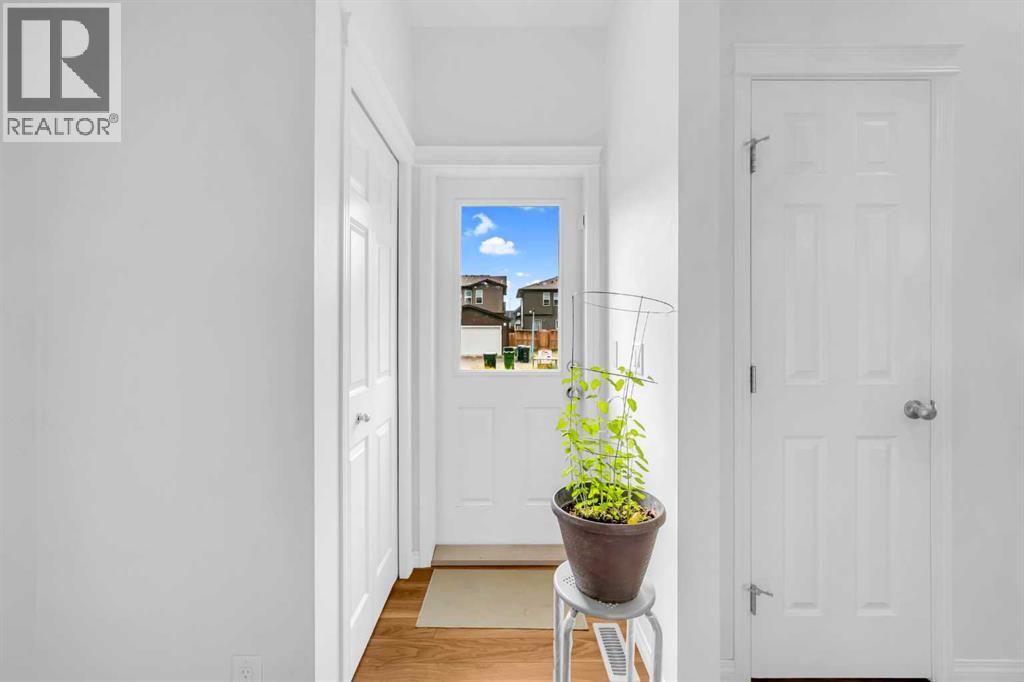 35 Savanna Parade Ne, Calgary, Alberta  T3J 0V8 - Photo 11 - A2257962