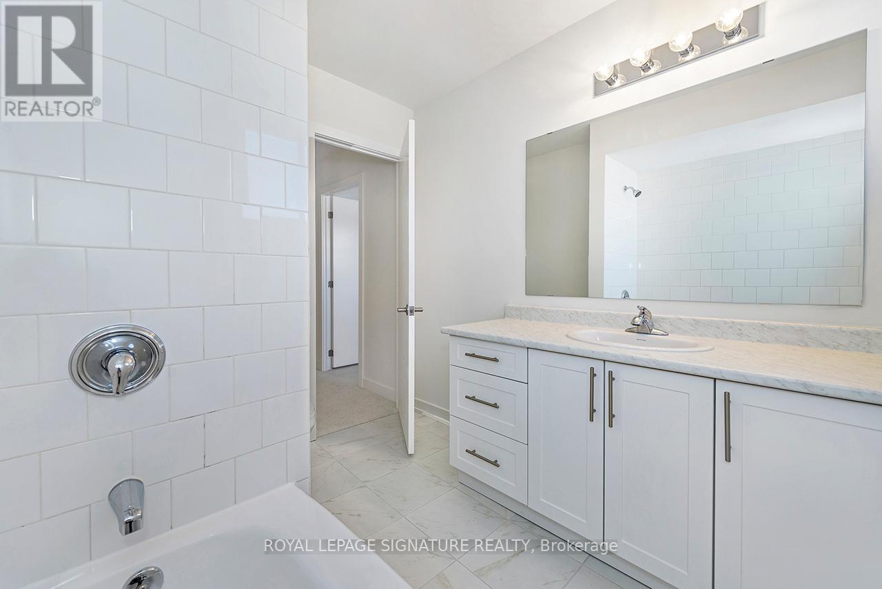 8 - 20 Anna Capri Drive, Hamilton (Templemead), Ontario  L8W 1M6 - Photo 15 - X12416588
